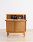 CORNICE WRITING BUREAU 084