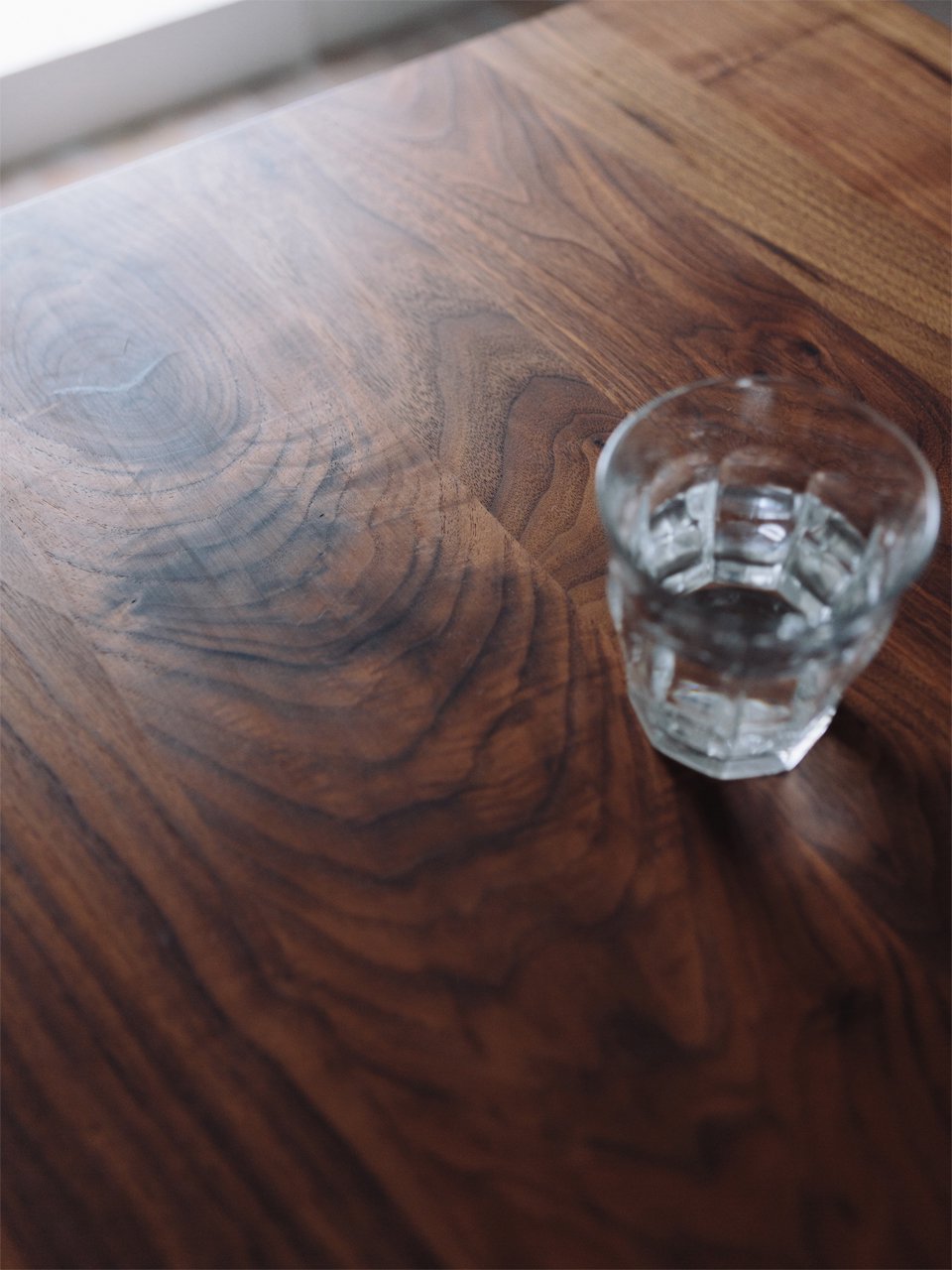 CORNICE DINING TABLE