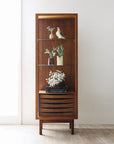 CORNICE CURIO CASE 053