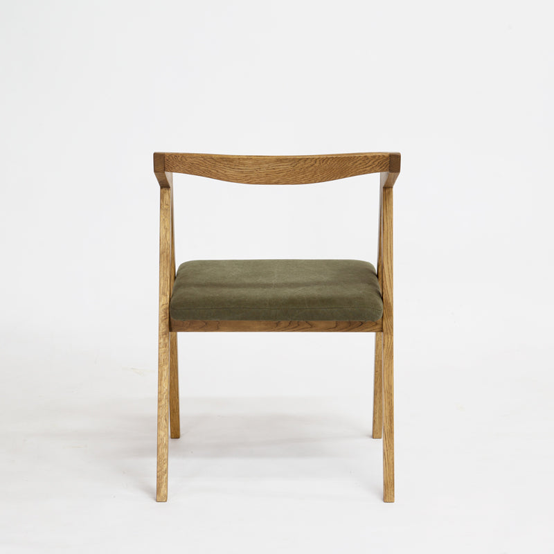 BOOKER.T CHAIR ( OAK / WALNUT )