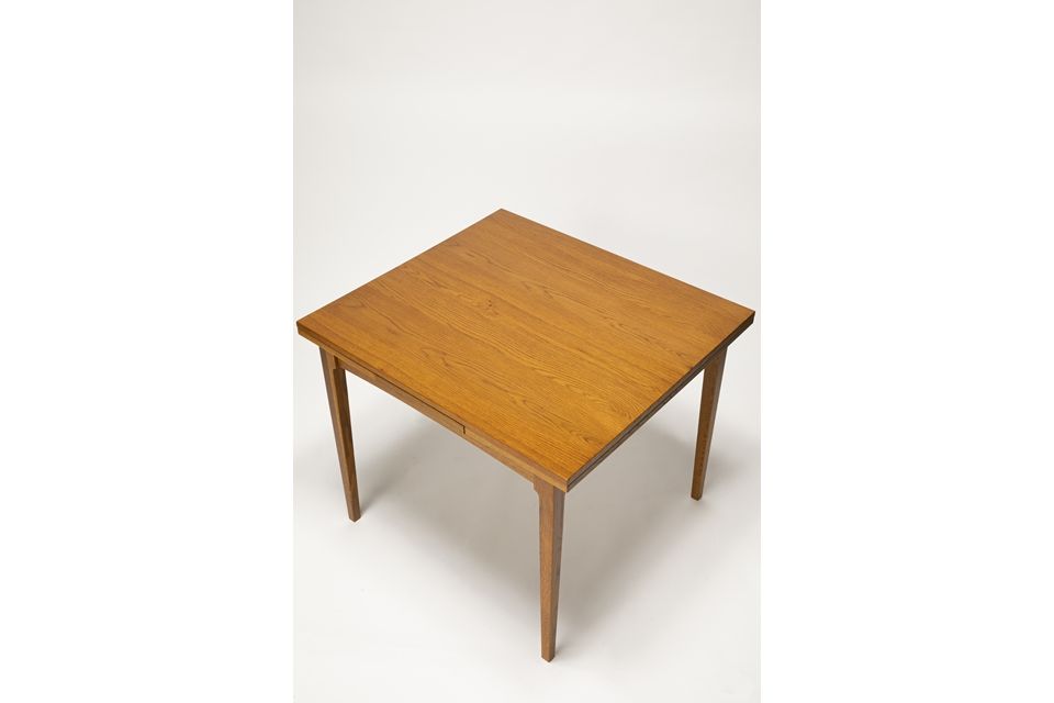 HABITAT DINING TABLE