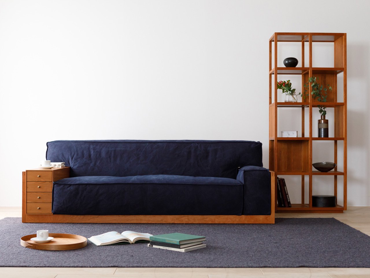 CORNICE BLOCK SOFA W/ DRAWER