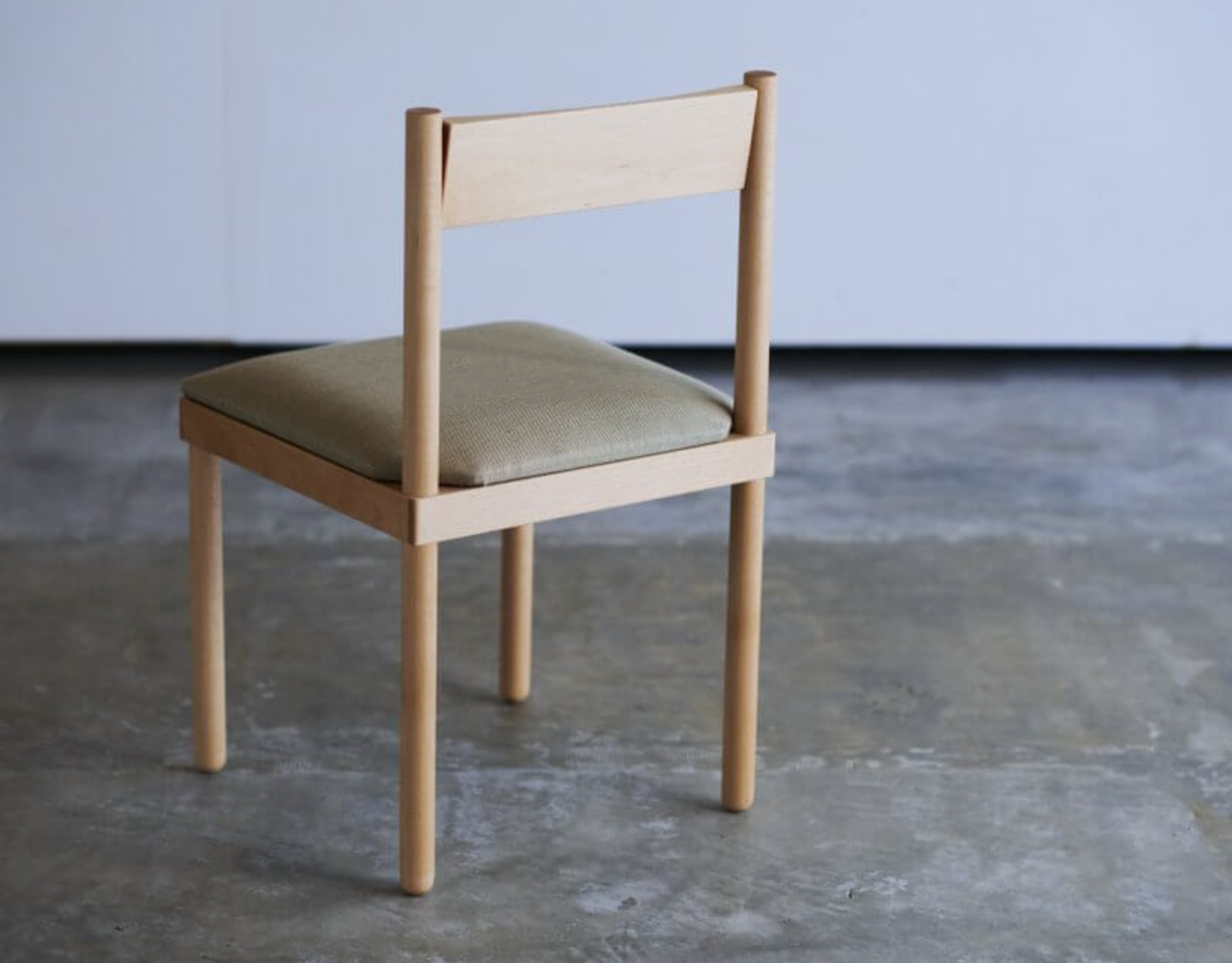 POLE CHAIR - BEECH