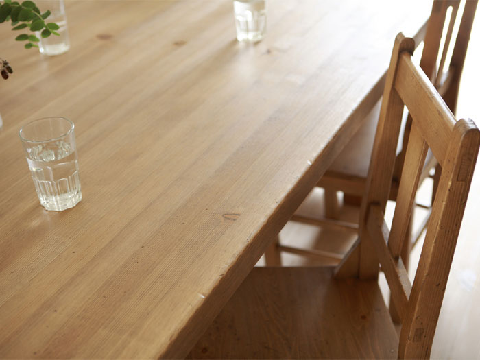 GALA DINING TABLE 210