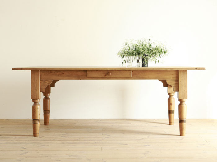 SANTA FE MULTI TABLE 196