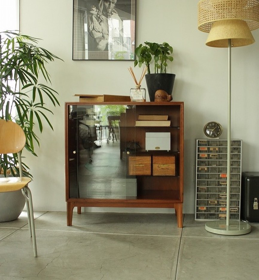 BROOKS SMALL GLASS SHELF