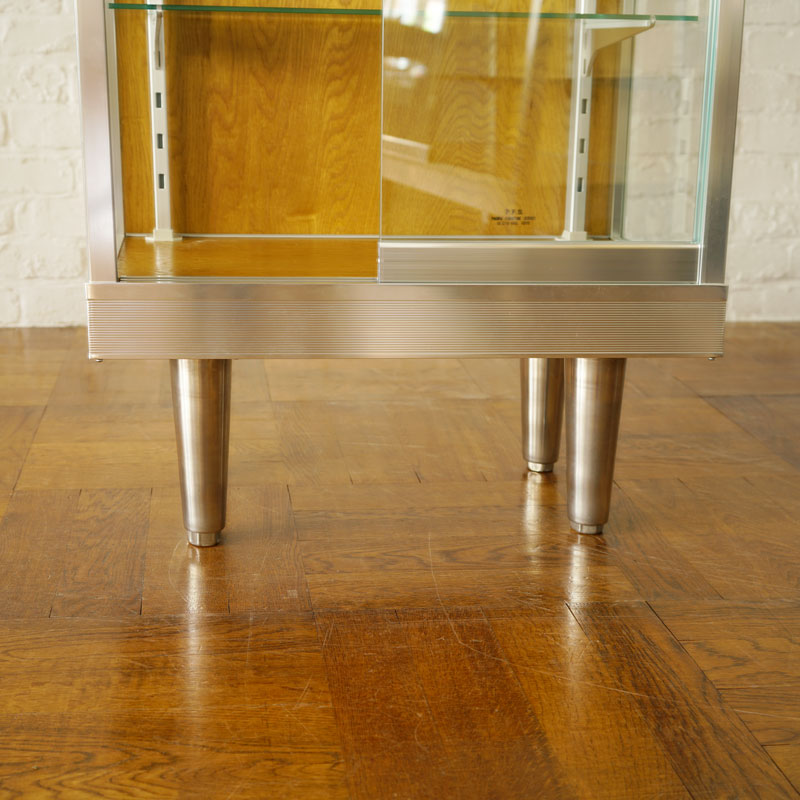 ALUMINIUM GLASS CASE