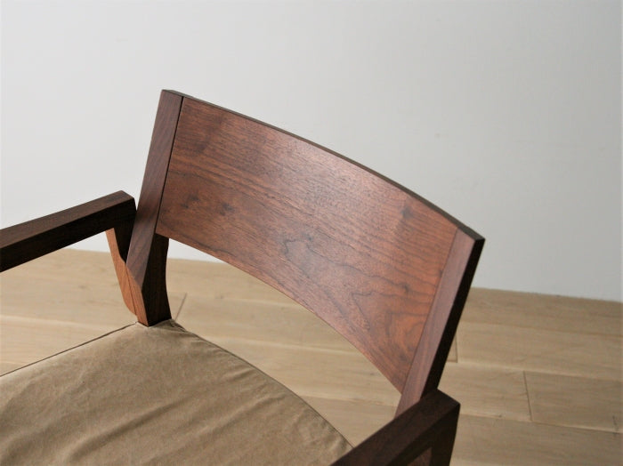 RIPOSO WOOD BACK ARMCHAIR