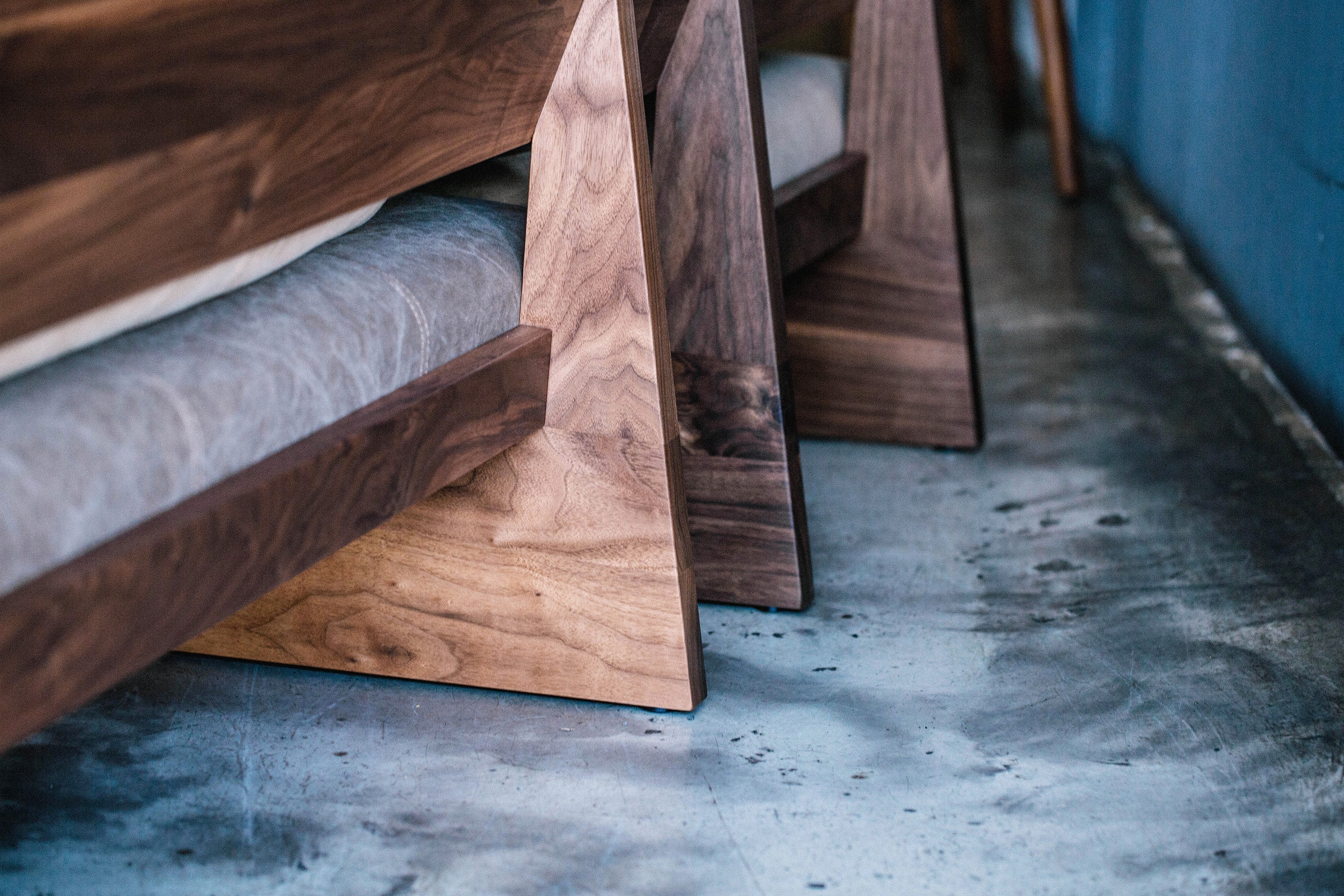 FREX WOOD SOFA W1960