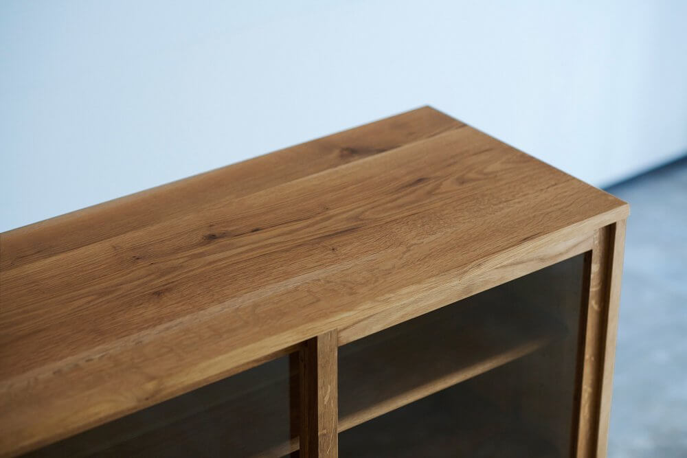 K&K 1830 AMERICA GLASS CABINET - HALF