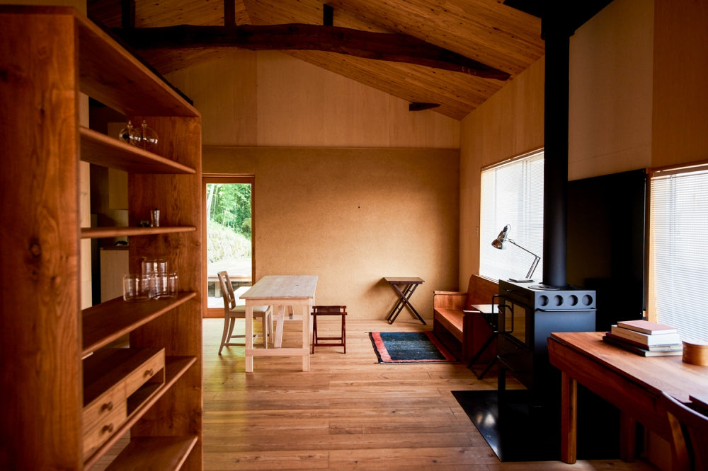 K&K ENGLAND GRADEN TABLE