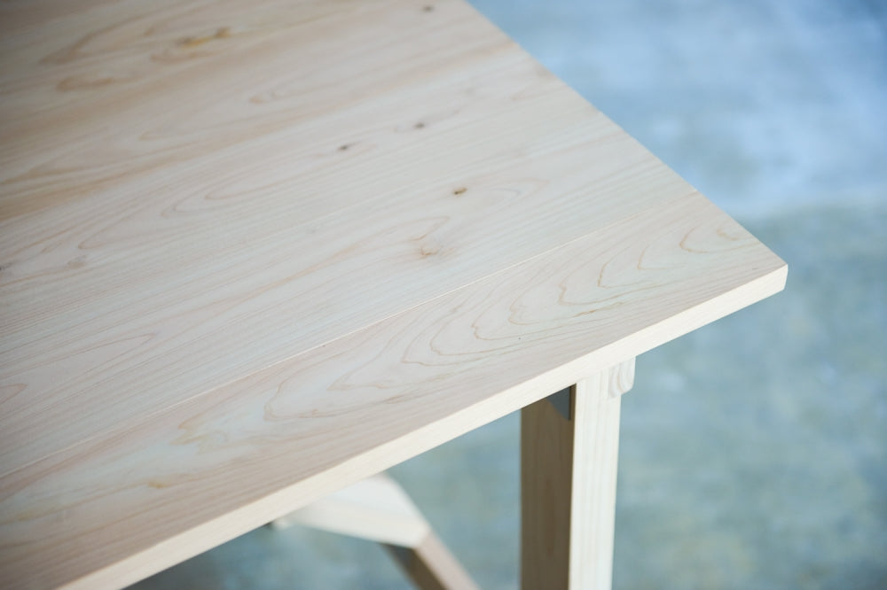 K&K ENGLAND GRADEN TABLE