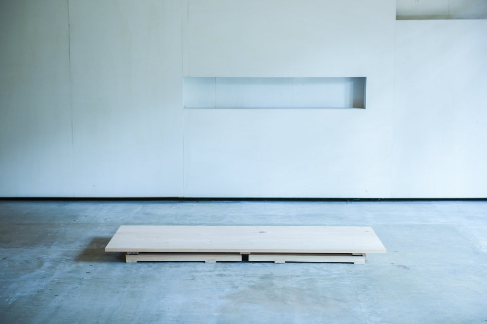 K&K ENGLAND GRADEN TABLE