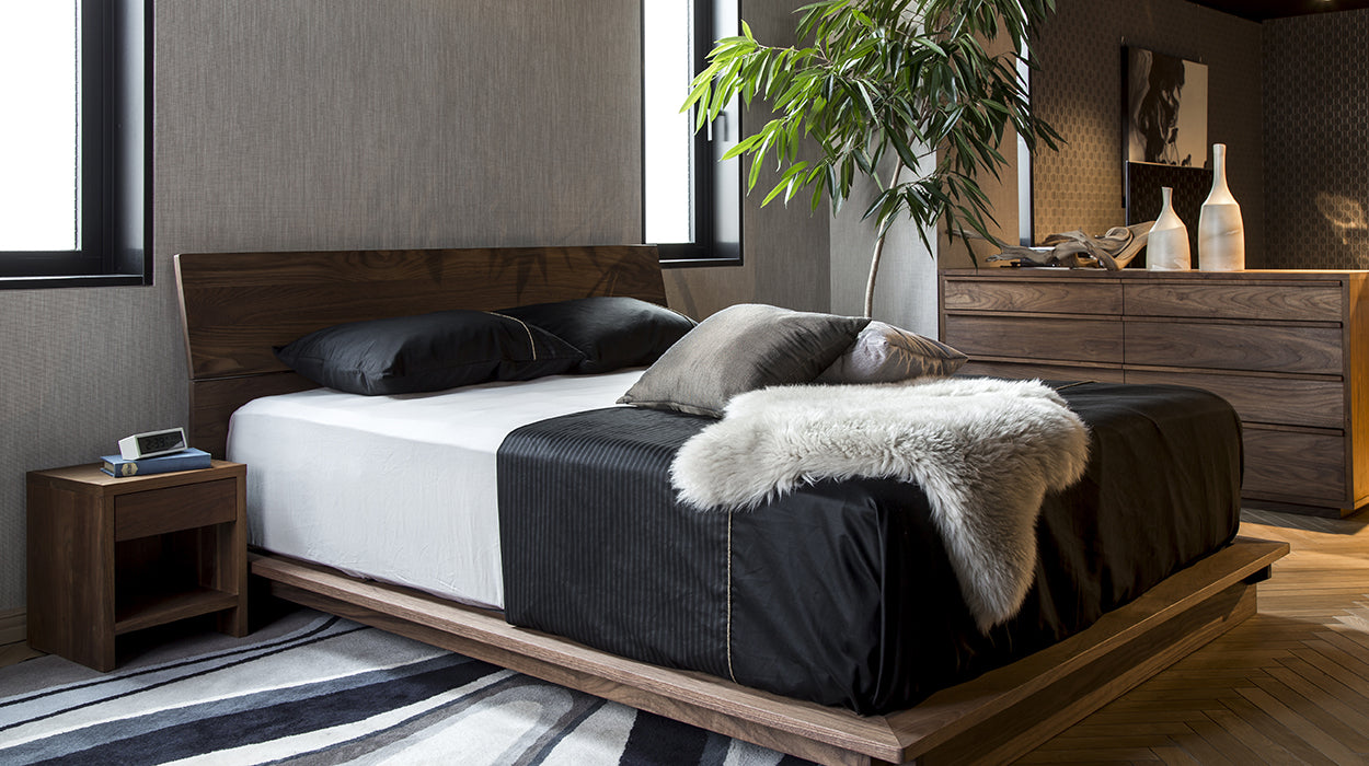 MORELESS NIGHT TABLE