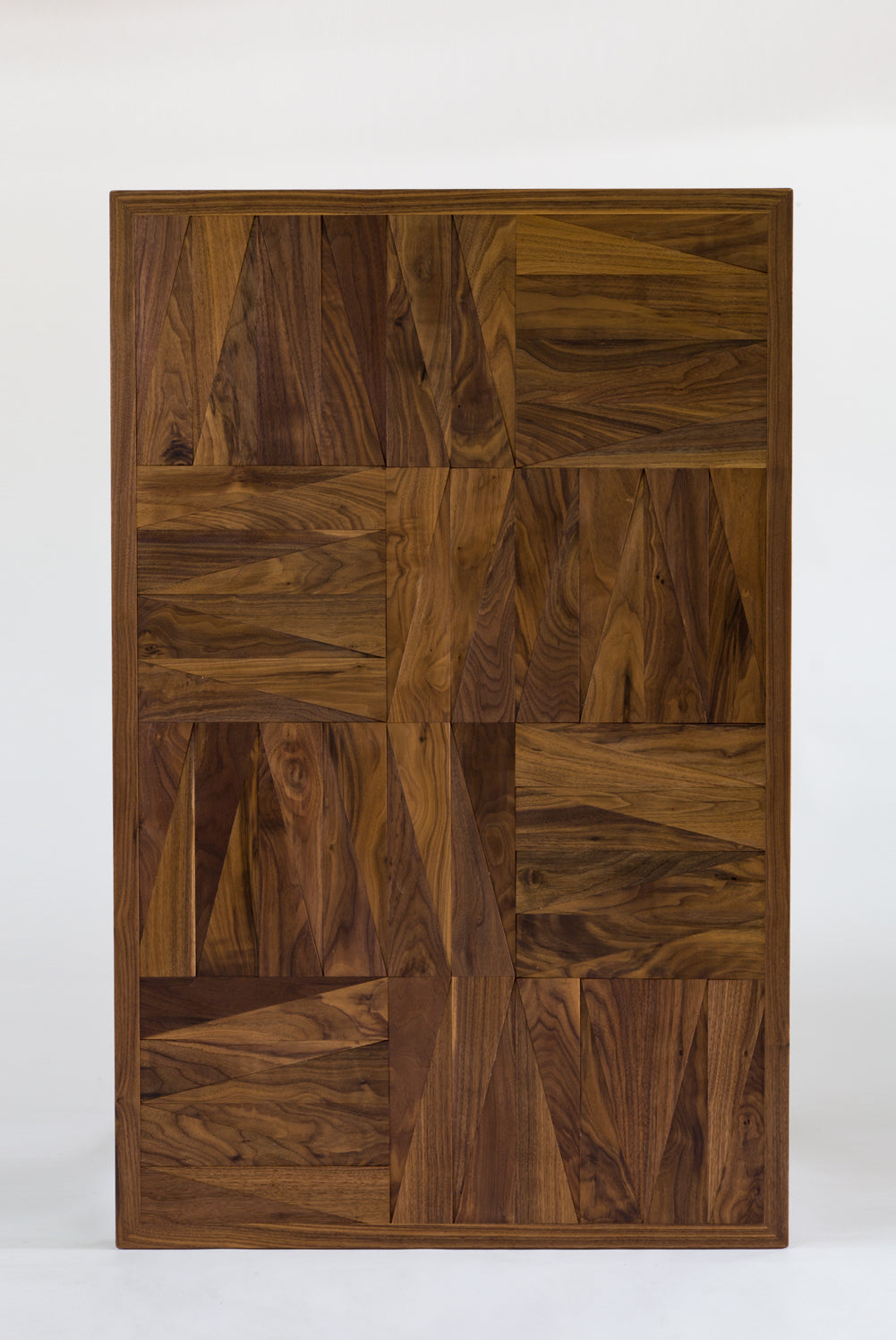 PARCS DINING TABLE ( WALNUT )