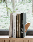 PB E1 BOOKENDS