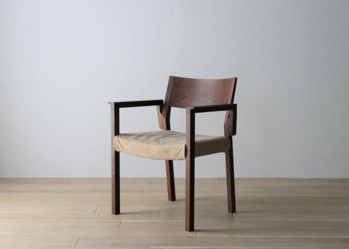 RIPOSO WOOD BACK ARMCHAIR
