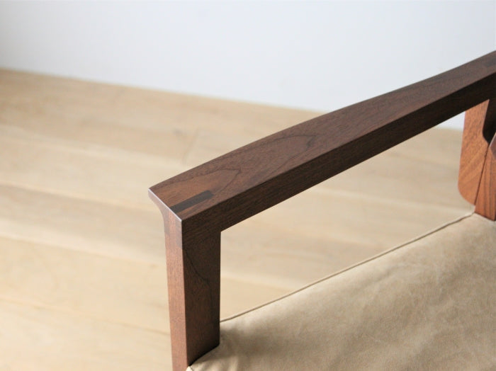 RIPOSO WOOD BACK ARMCHAIR