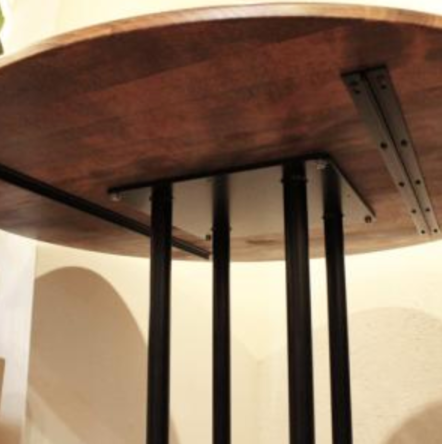 KARL 120 ROUND TABLE