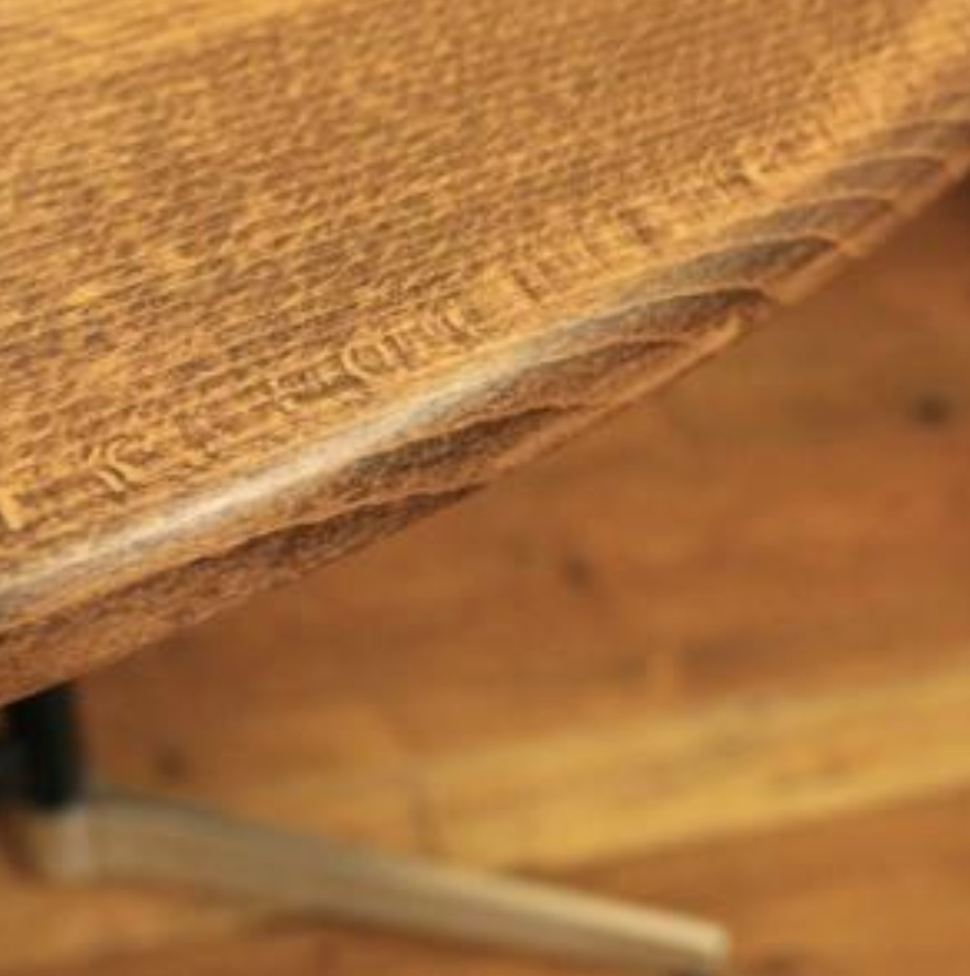 KARL 120 ROUND TABLE