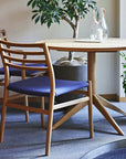 YU UC7 DINING CHAIR