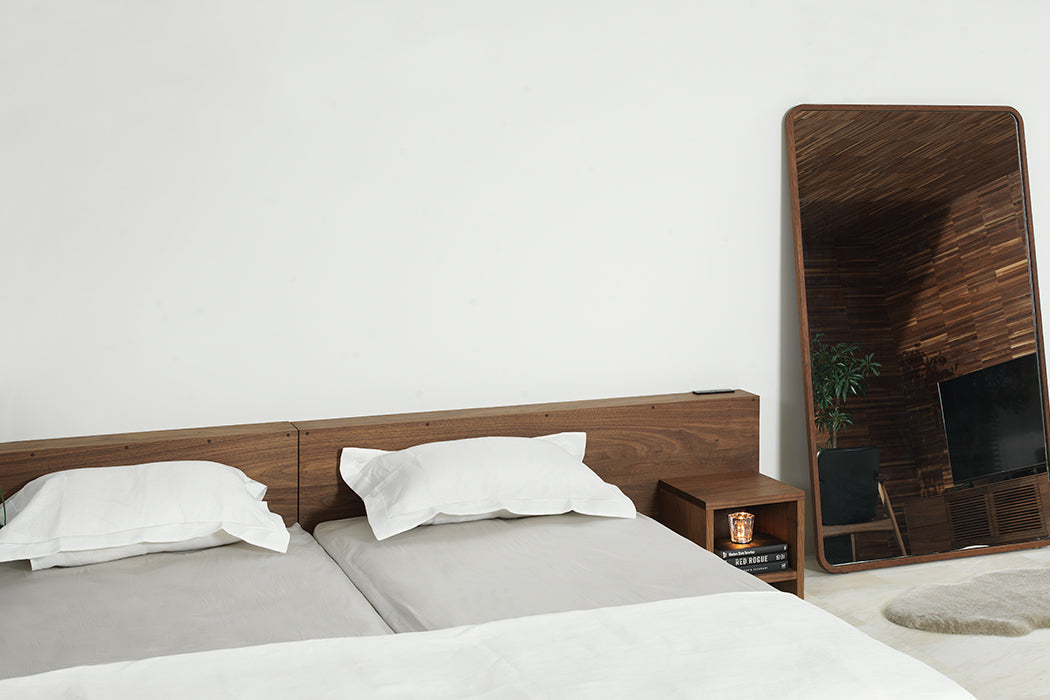 UNISON ( WIDE HEAD BED )