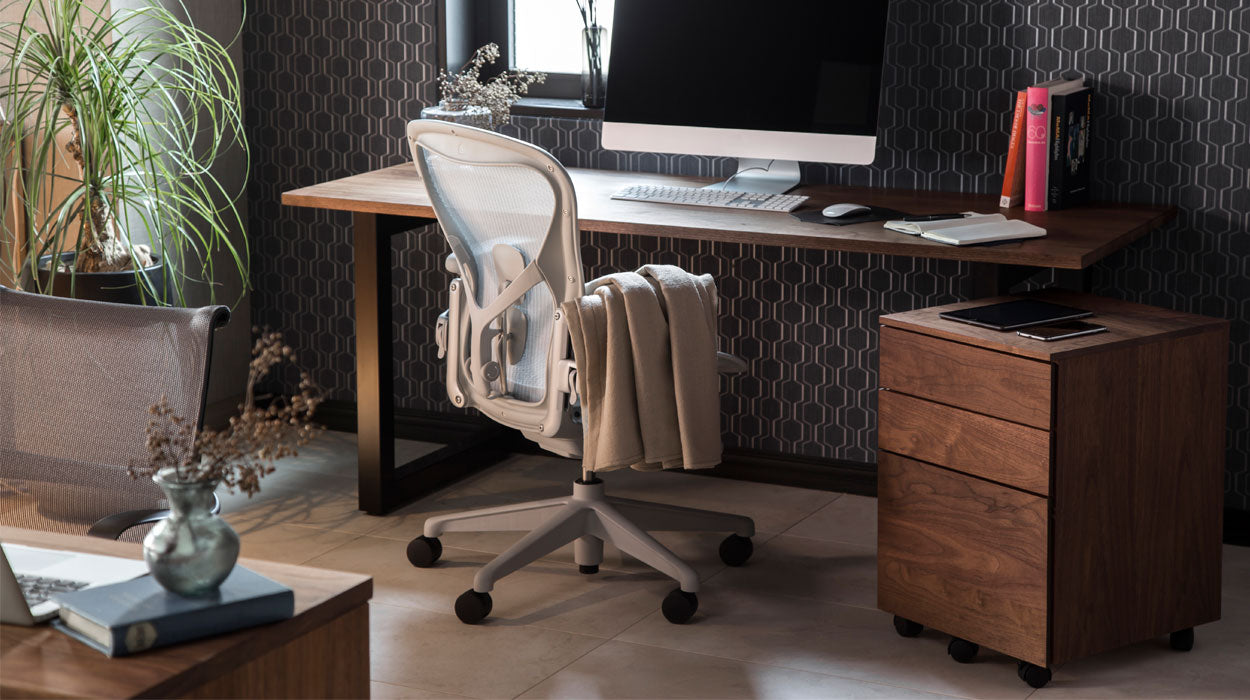 WILDWOOD DINING TABLE W2400