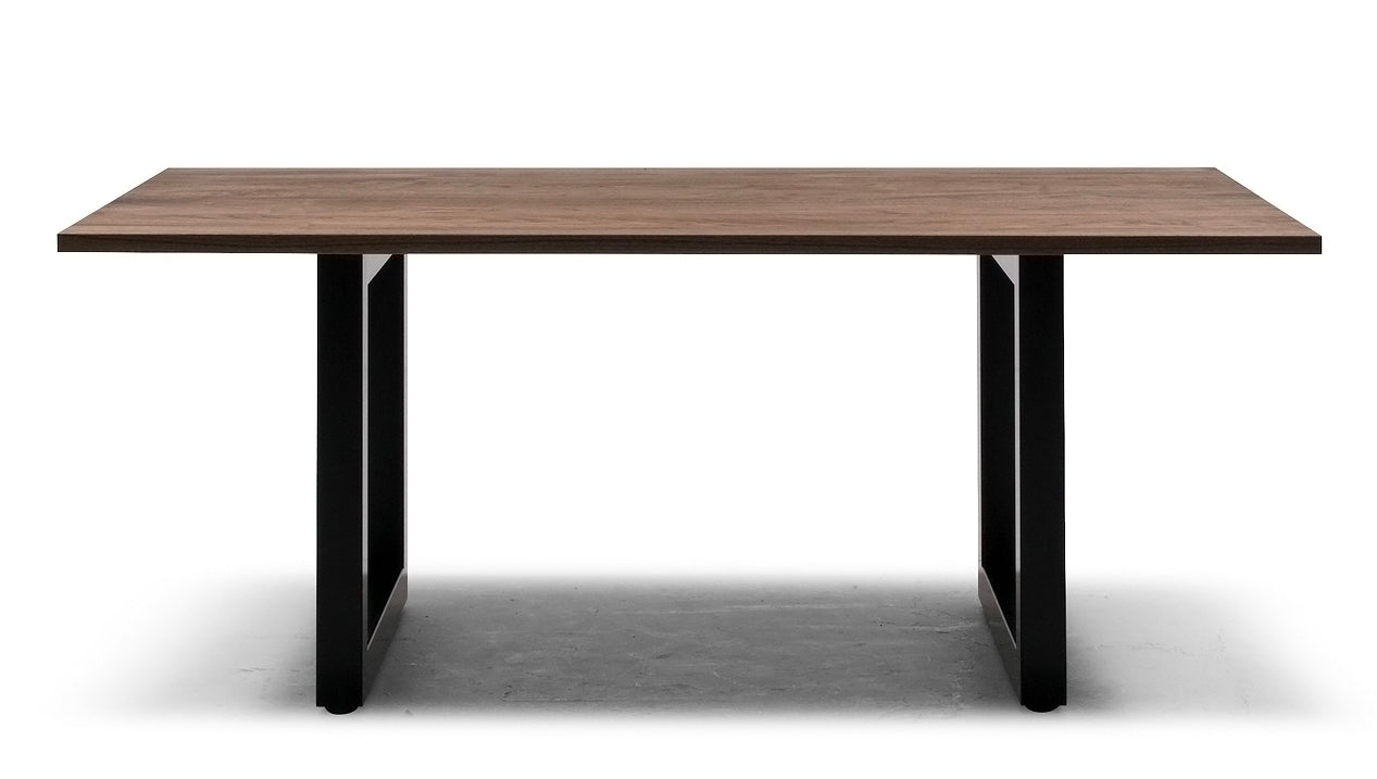 WILDWOOD LOW DINING TABLE T26 / W1000