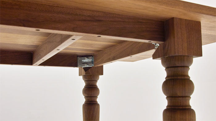 BELLA DONNA DINING TABLE W2000