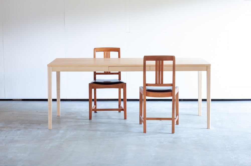 KIVA TABLE (WALNUT/BLACK CHERRY/MAPLE/ALDER)