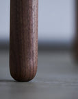 POLE CHAIR - WALNUT