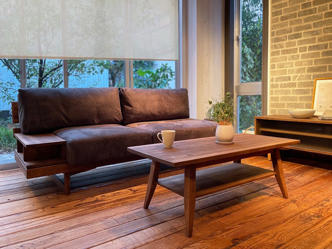 WHISKY OAK LIVING TABLE