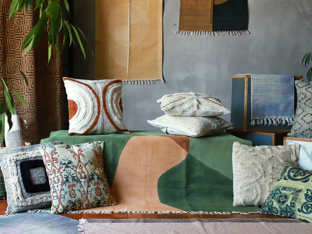 COP Cushion Cover Popping