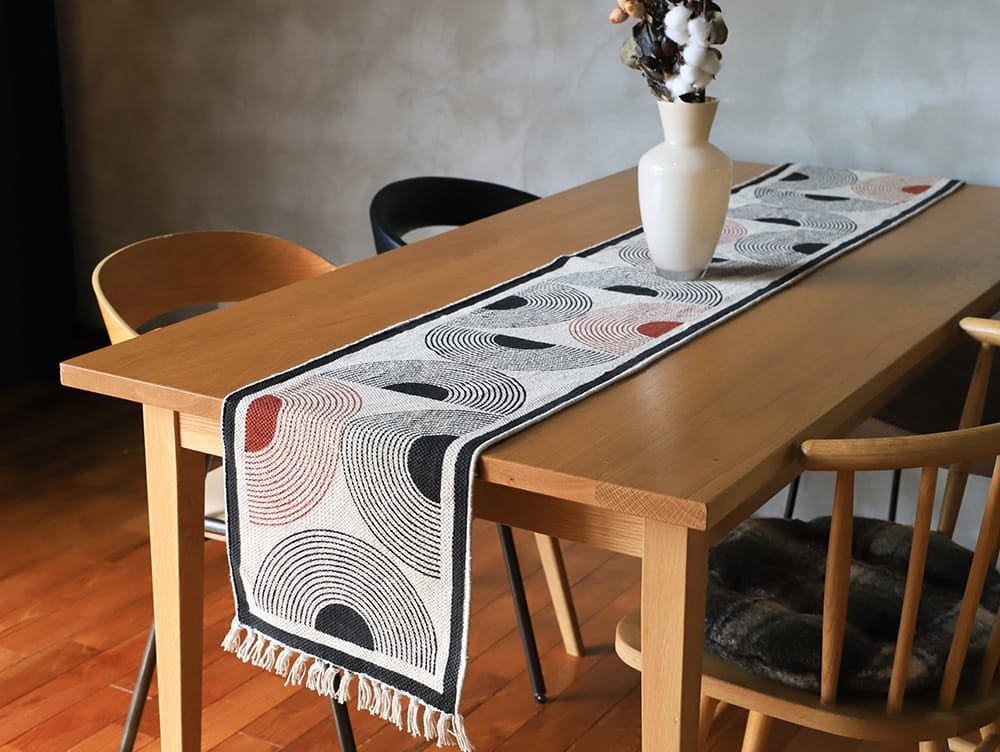 Mon Chemin Tablerunner (All Styles)