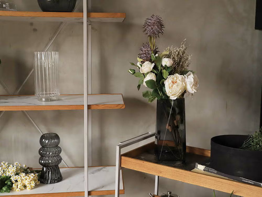 teege flower vase (all styles)