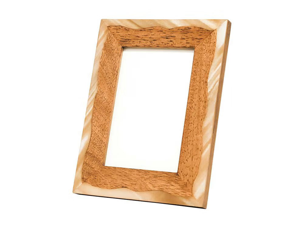Comu-le Photo Frame
