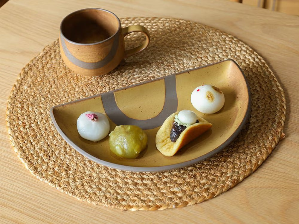 ETOWA halfmoon plate