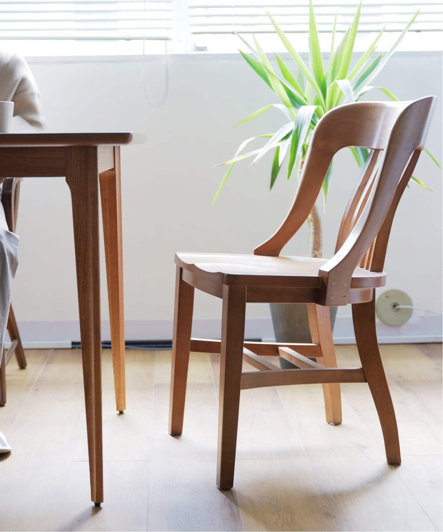 BANK CHAIR