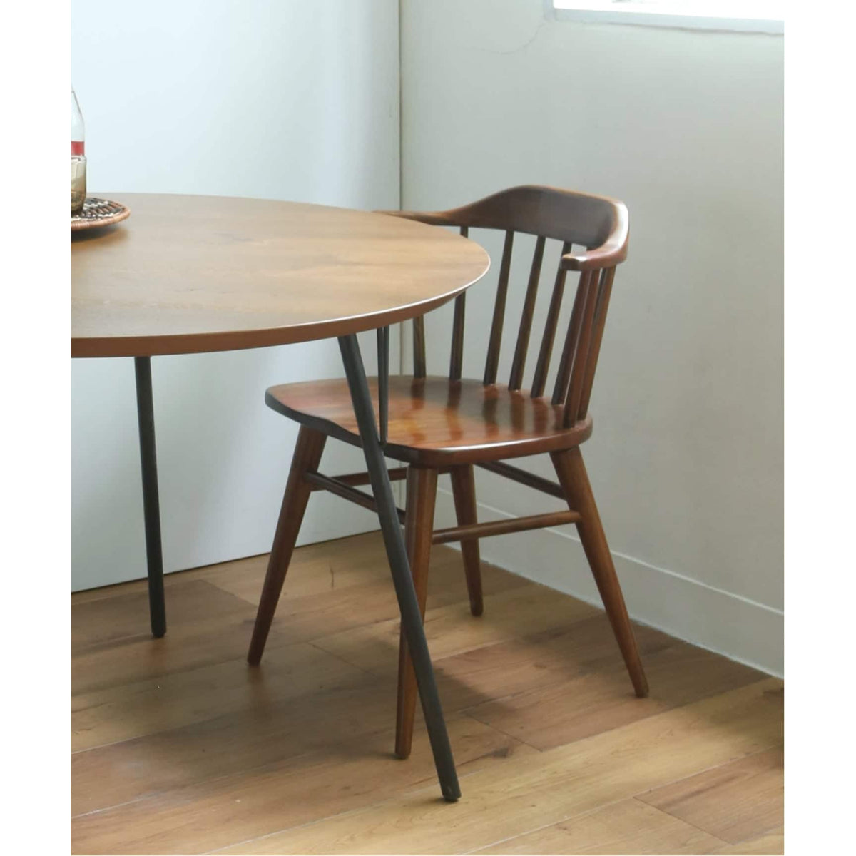 WINDAN SIDE CHAIR