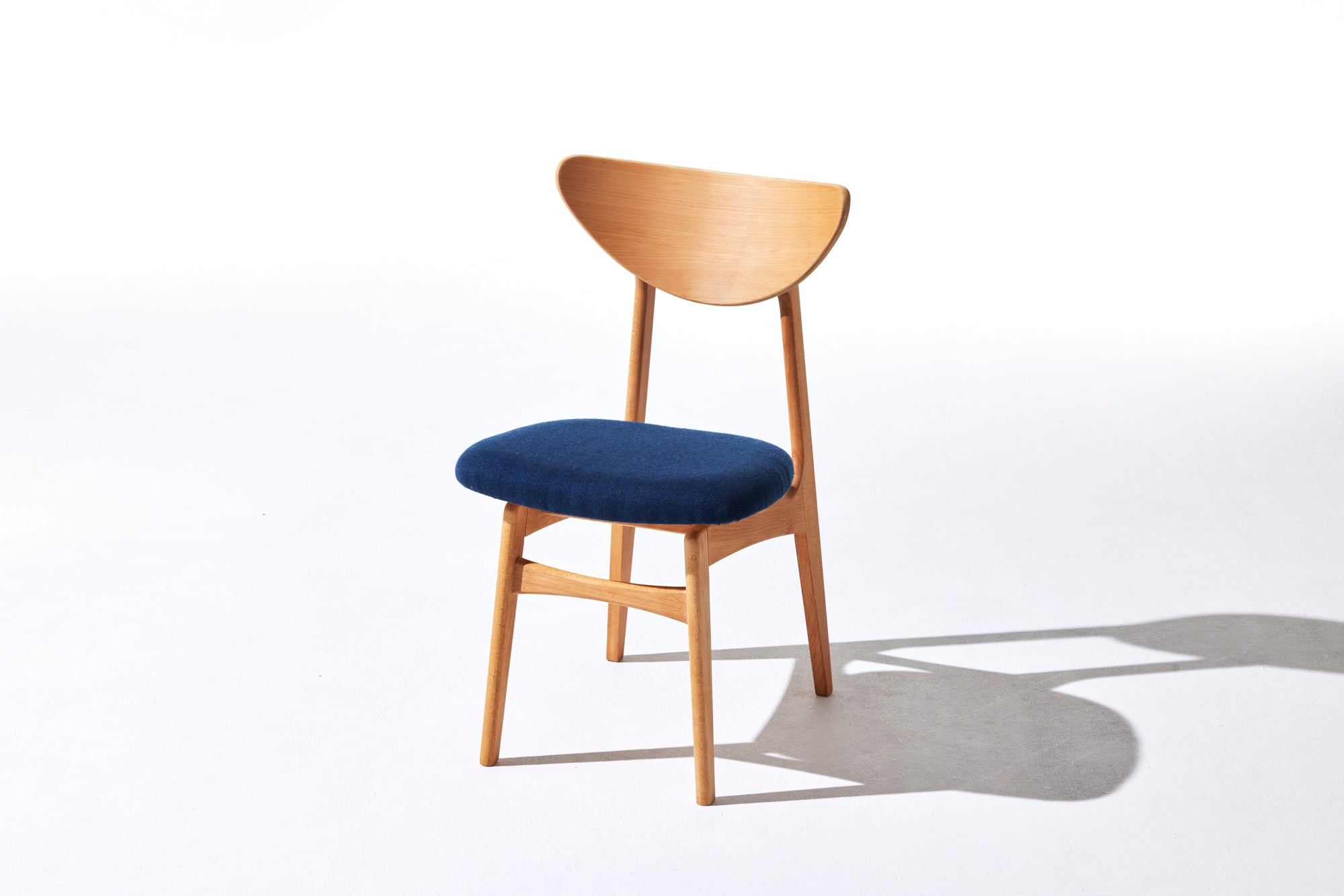KARL DINING CHAIR