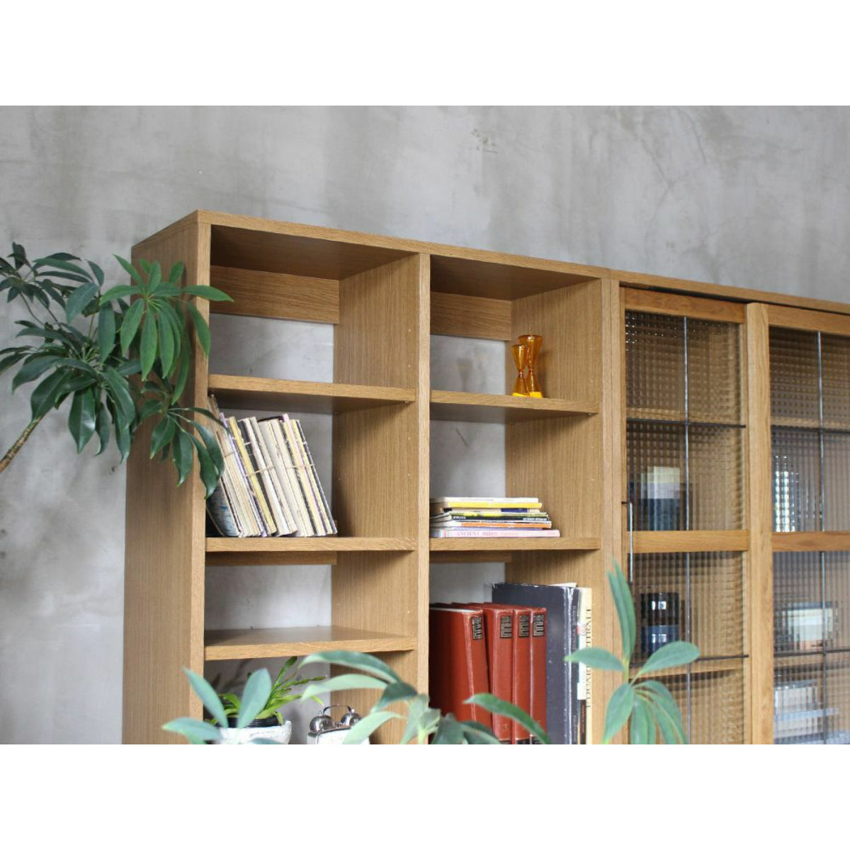 CADEAL Book Case / Open