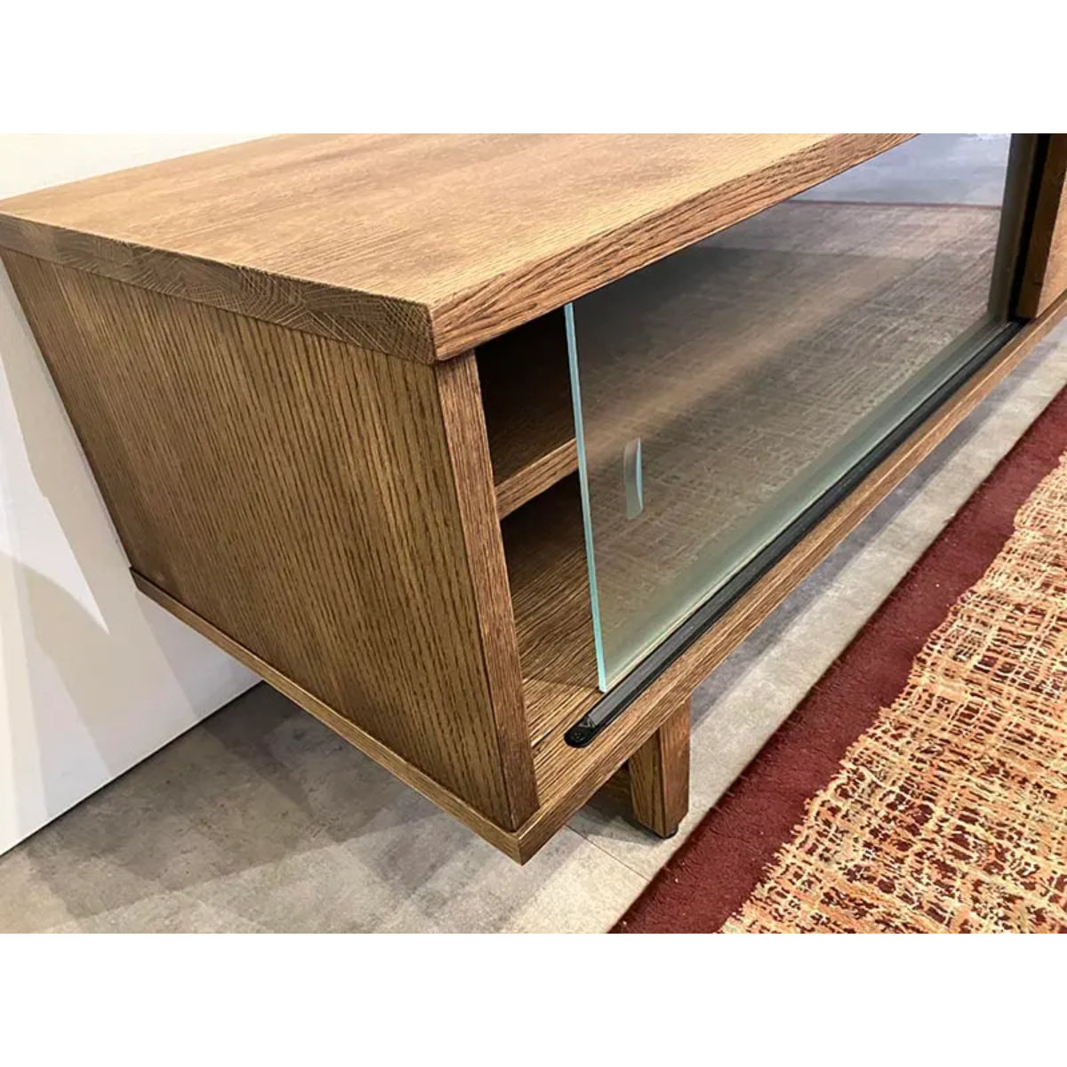 WHISKY OAK TV BOARD