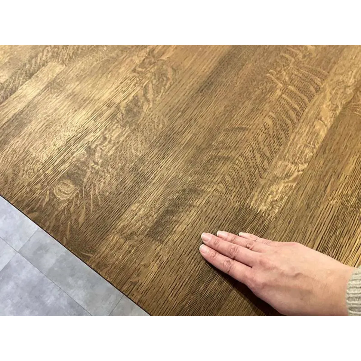 WHISKY OAK DINING TABLE