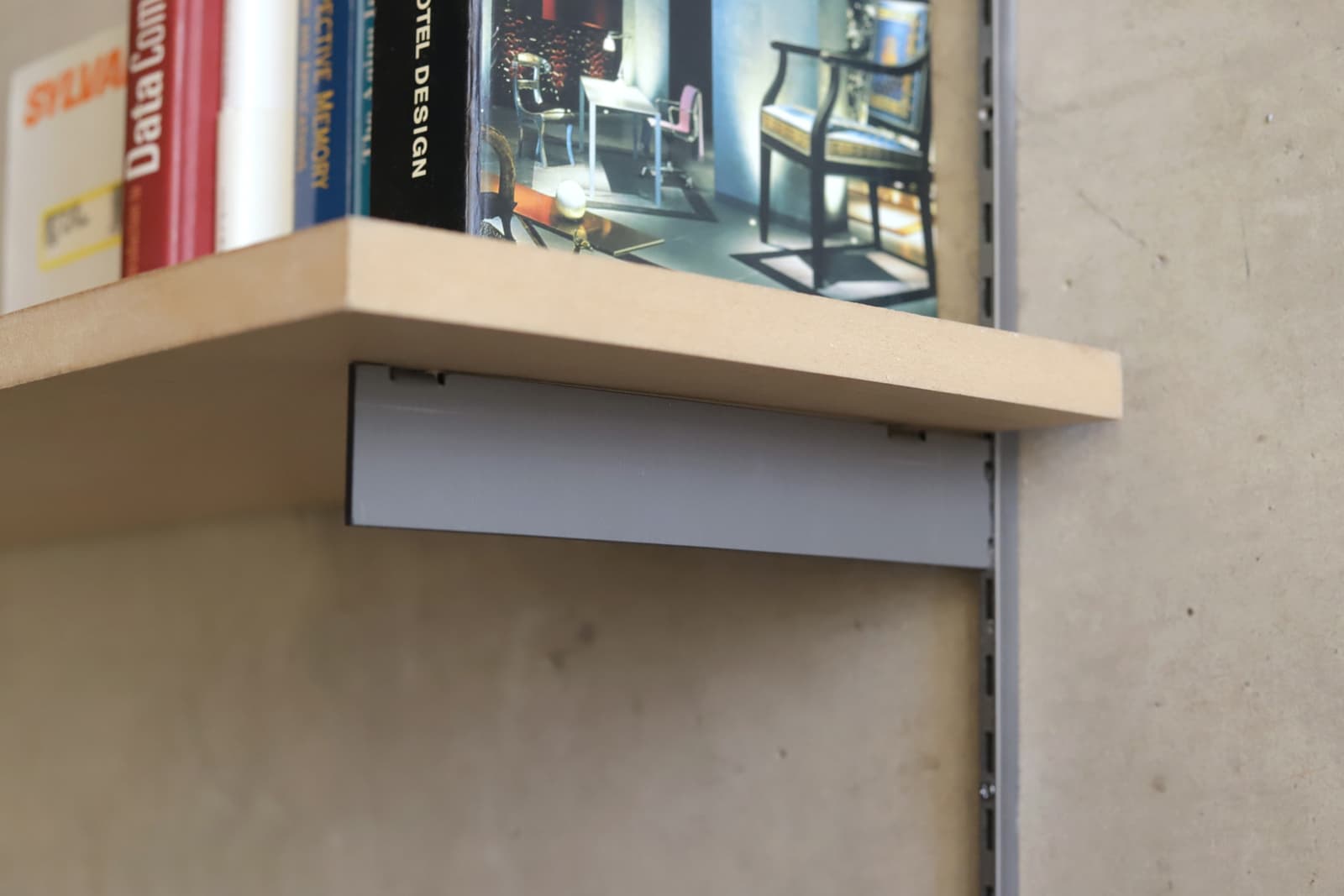 toolbox | Wall Display Parts Rail - Single