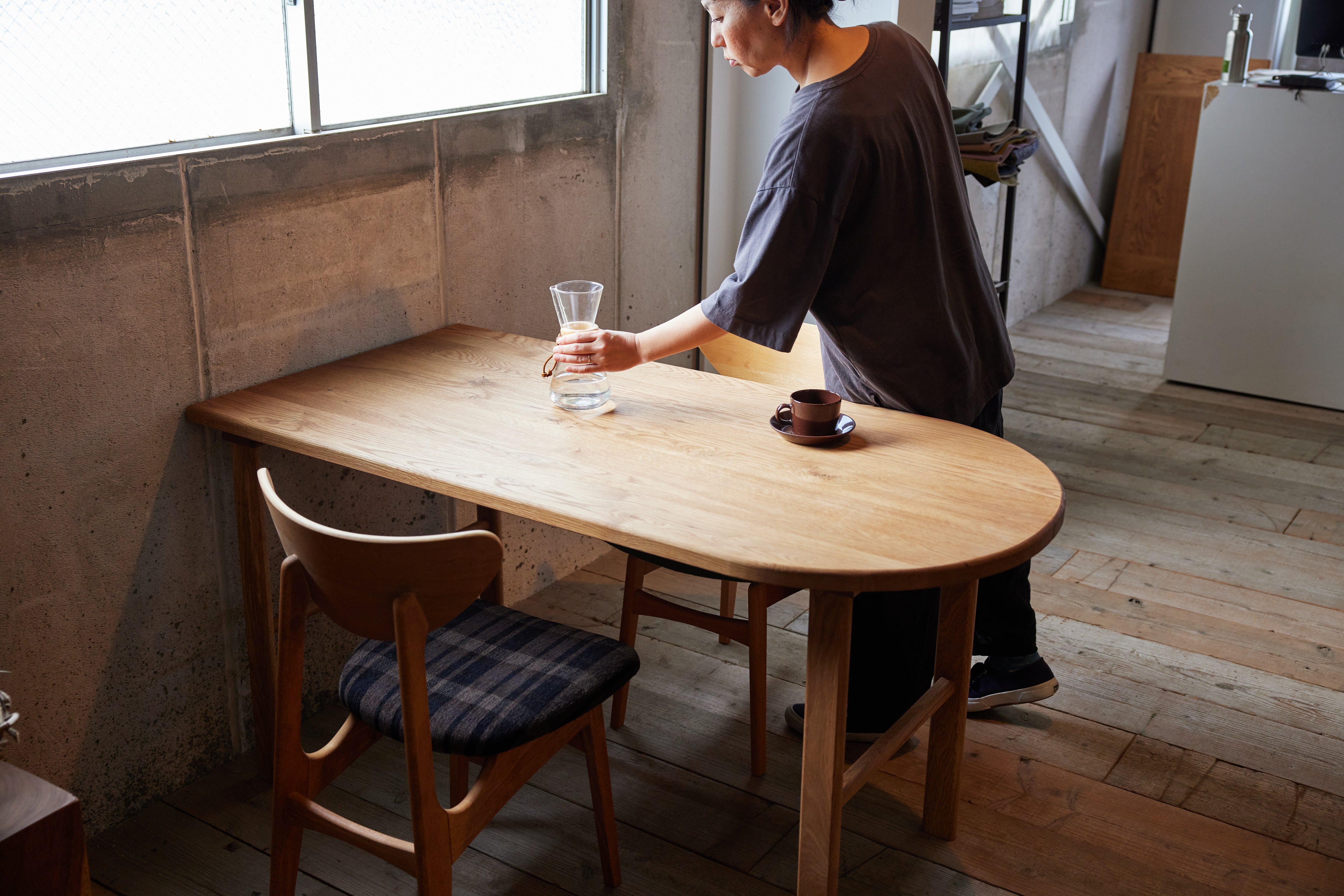 CENTRAL DINING TABLE