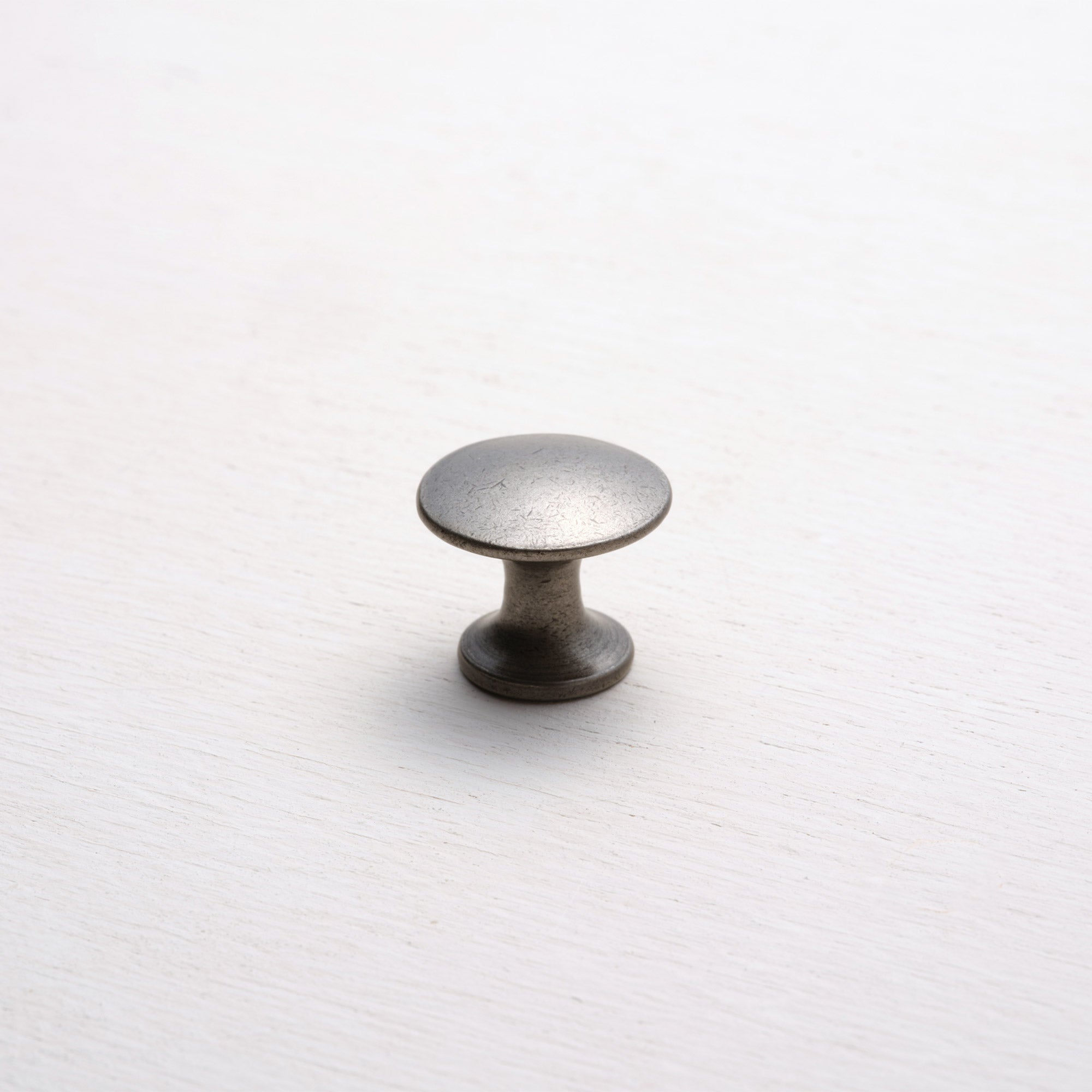 toolbox | Cast Iron Kitchen Handle - Round Slim Knob 25