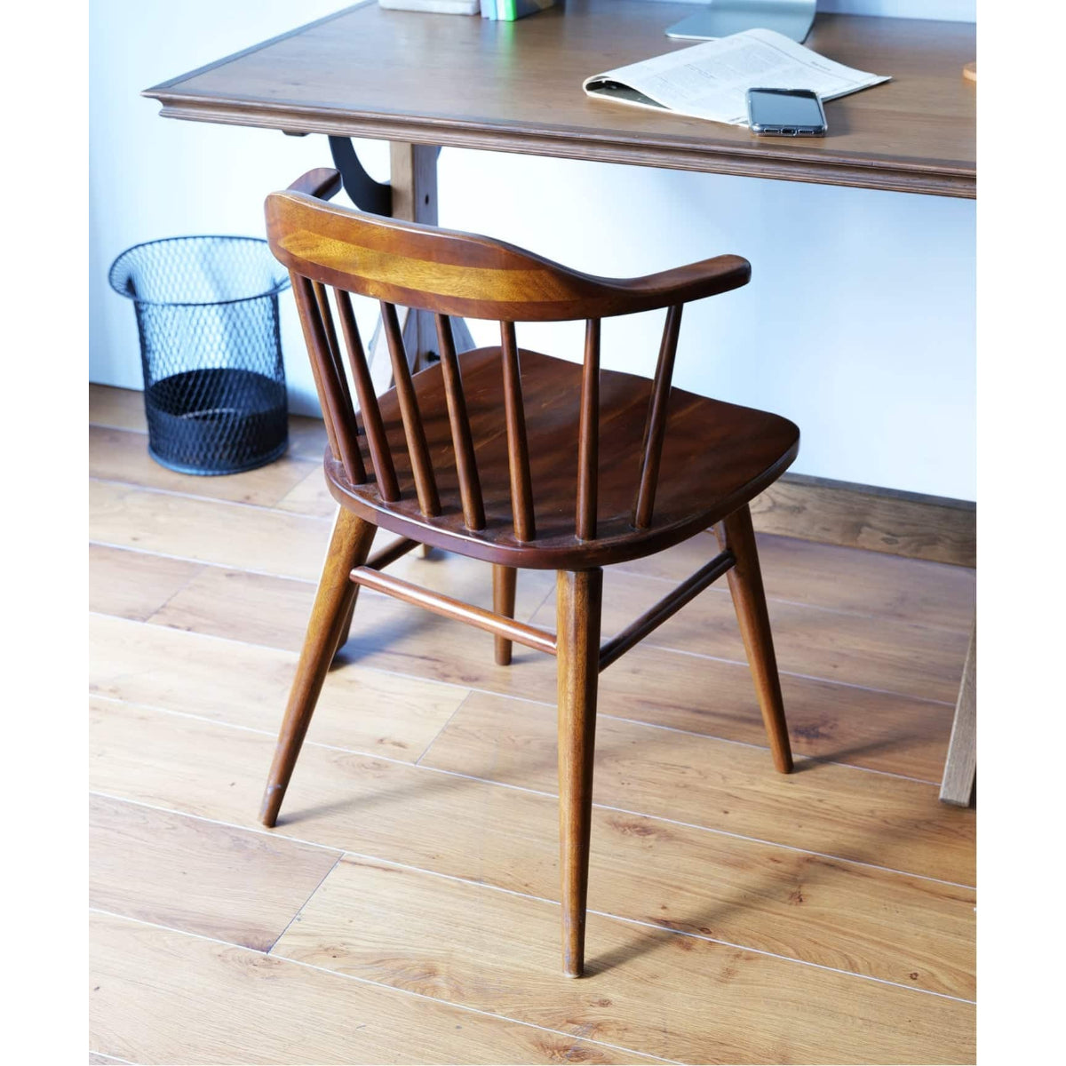 WINDAN SIDE CHAIR