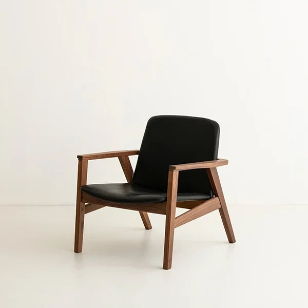 ANN  LOUNGE CHAIR WALNUT