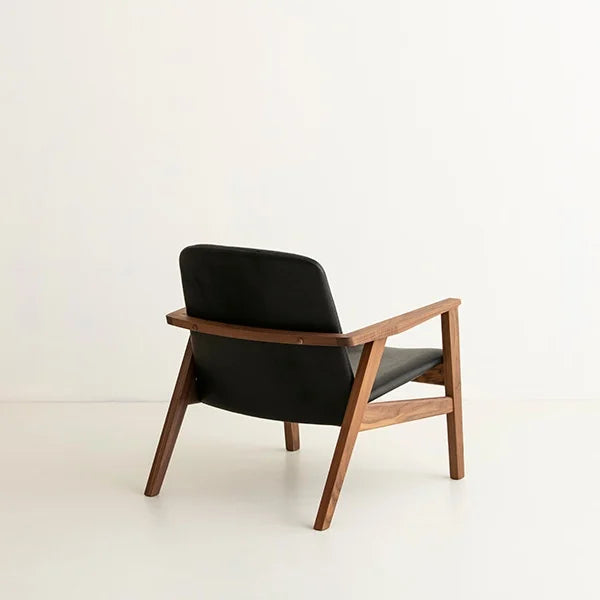 ANN  LOUNGE CHAIR WALNUT