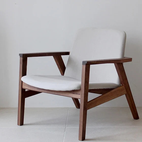 ANN  LOUNGE CHAIR WALNUT